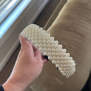 Pearl headband